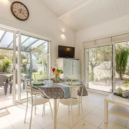 Les Oliviers By Interhome Сasa de vacaciones