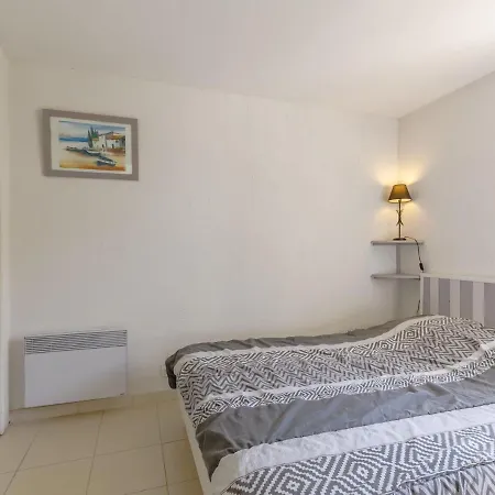 Les Oliviers By Interhome Talmont-Saint-Hilaire