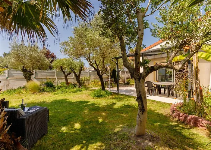 Les Oliviers By Interhome בית נופש *