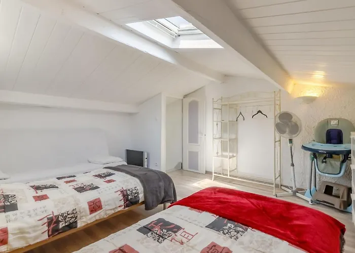 Les Oliviers By Interhome בית נופש *